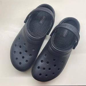 Black crocs !